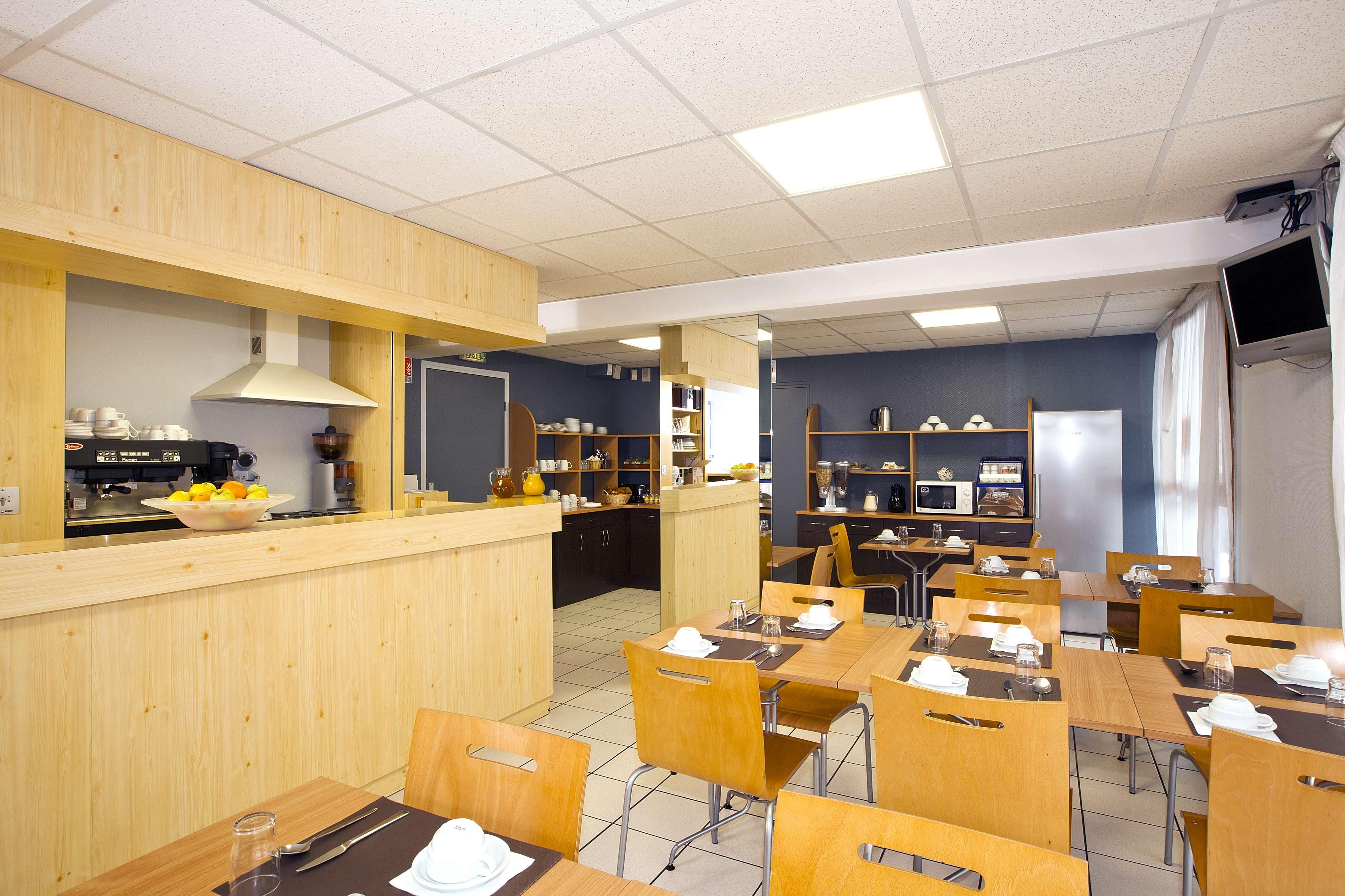Sejours & Affaires Nantes Ducs De Bretagne Aparthotel Bagian luar foto
