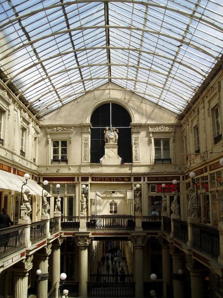 Sejours & Affaires Nantes Ducs De Bretagne Aparthotel Bagian luar foto